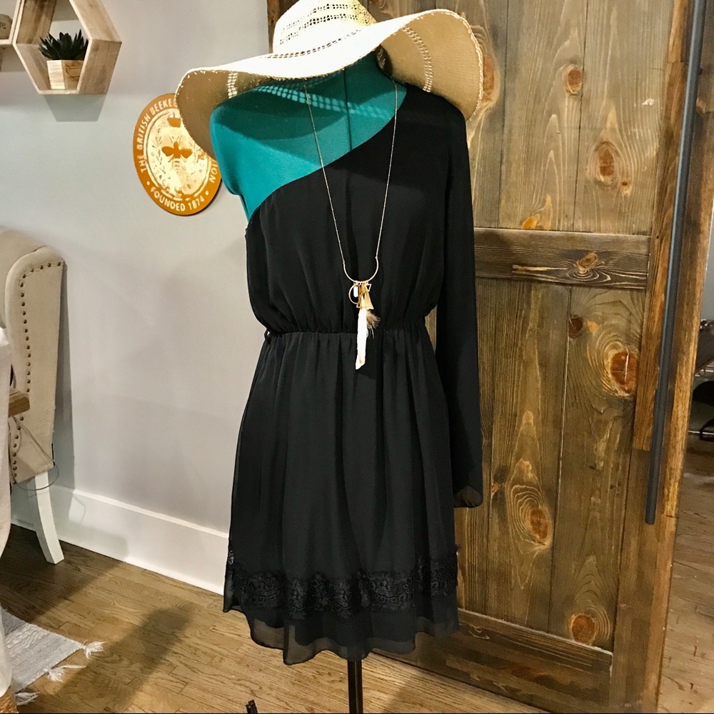 One Shoulder Layered Sheer Dress M
